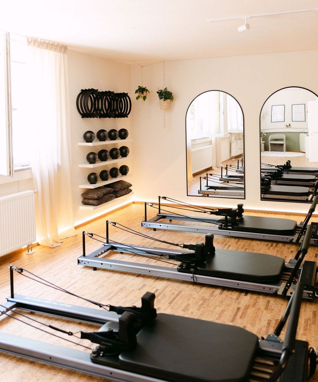 Reformer Pilates im Studio in Ebringen